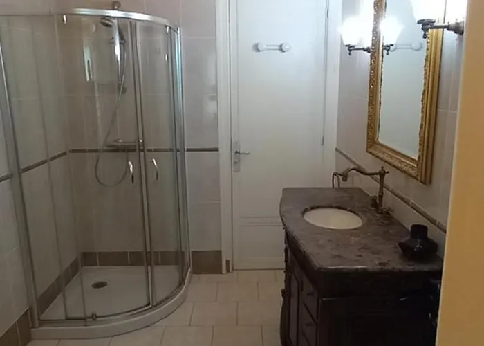 Le Pavillon Des Abrincates בית נופש אברנשה