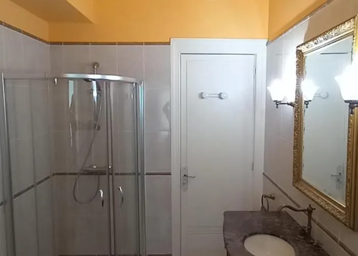 בית נופש Le Pavillon Des Abrincates אברנשה